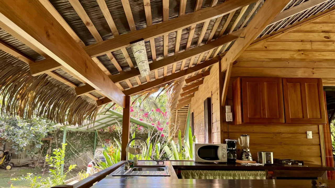 TROPICAL WOODEN STILT HOME IN OJOCHAL – RUSTIC CHARM & INVESTMENT POTENTIAL – 0.5 ACRES, photo 18
