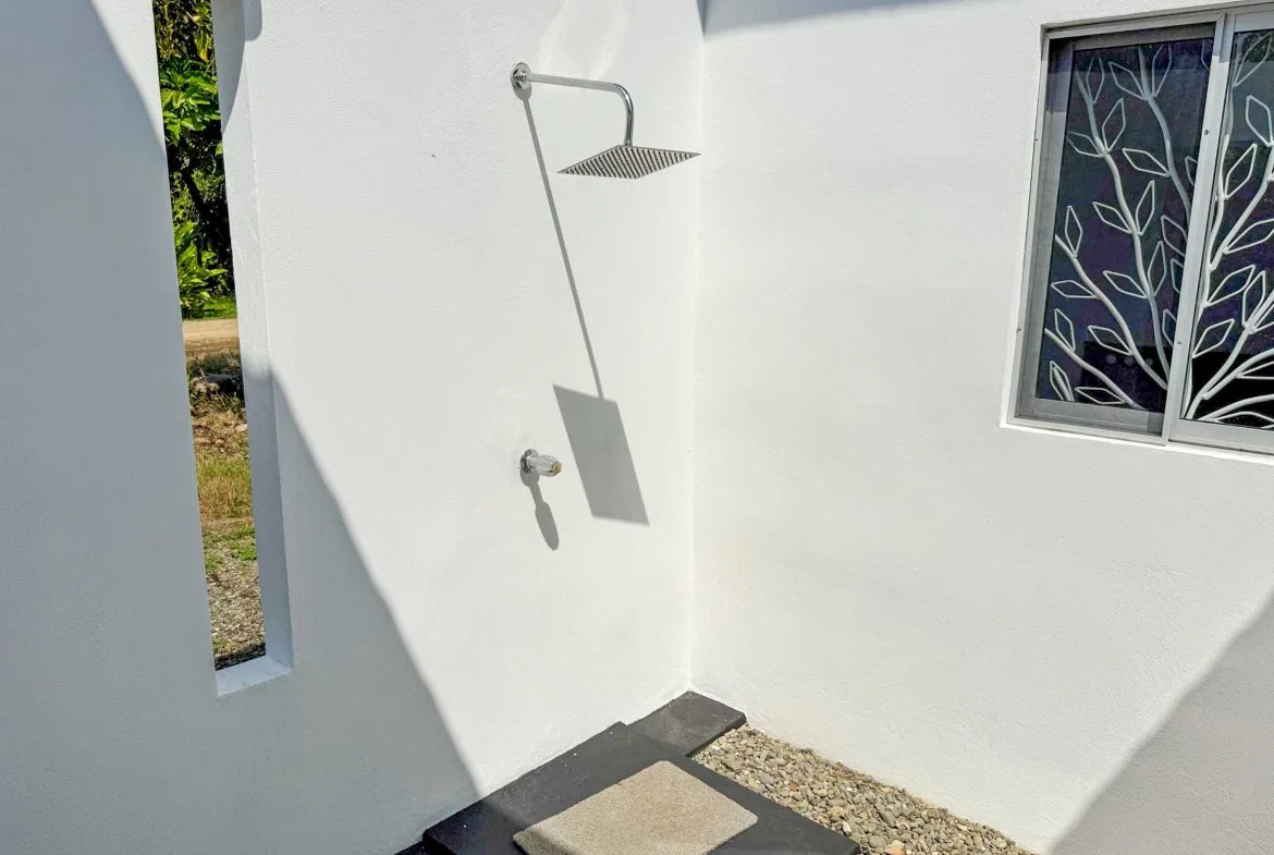 PROPERTY WITH TWO BEDROOM A STEPS OF THE BEACH, IN BAHIA BALLENA – 0.09 ACRES, photo 12