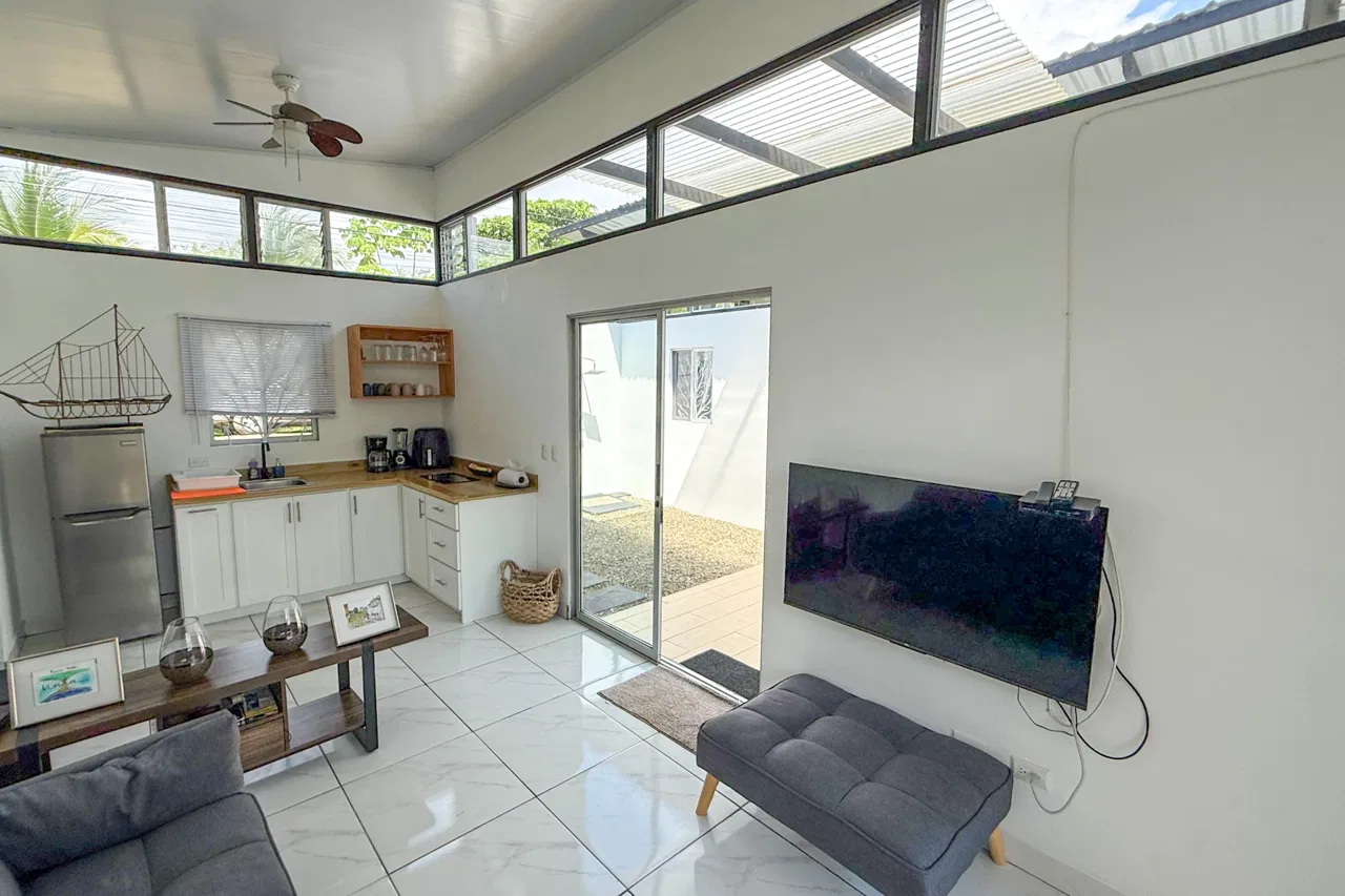 PROPERTY WITH TWO BEDROOM A STEPS OF THE BEACH, IN BAHIA BALLENA – 0.09 ACRES, photo 17