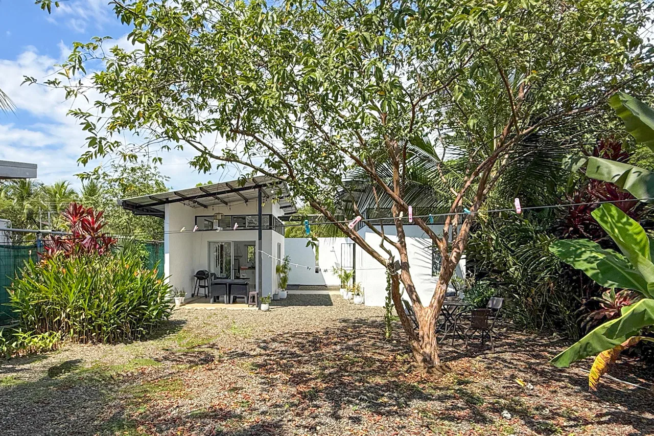PROPERTY WITH TWO BEDROOM A STEPS OF THE BEACH, IN BAHIA BALLENA – 0.09 ACRES, photo 7