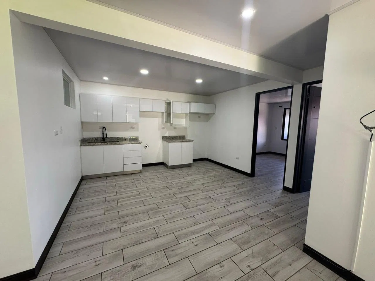 Se alquila apartamento moderno en Grecia