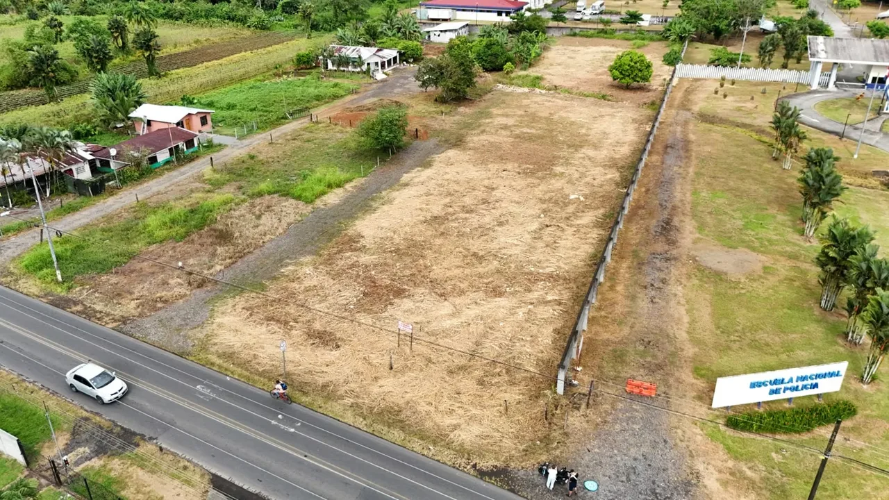 DESCRIPCIÓN DETALLADA: amplia propiedad conformada por seis lotes independientes, cada uno con su ..., photo 12