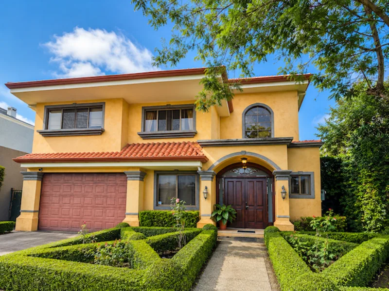 5 Bed Single Family Homes For Sale in Santa Ana