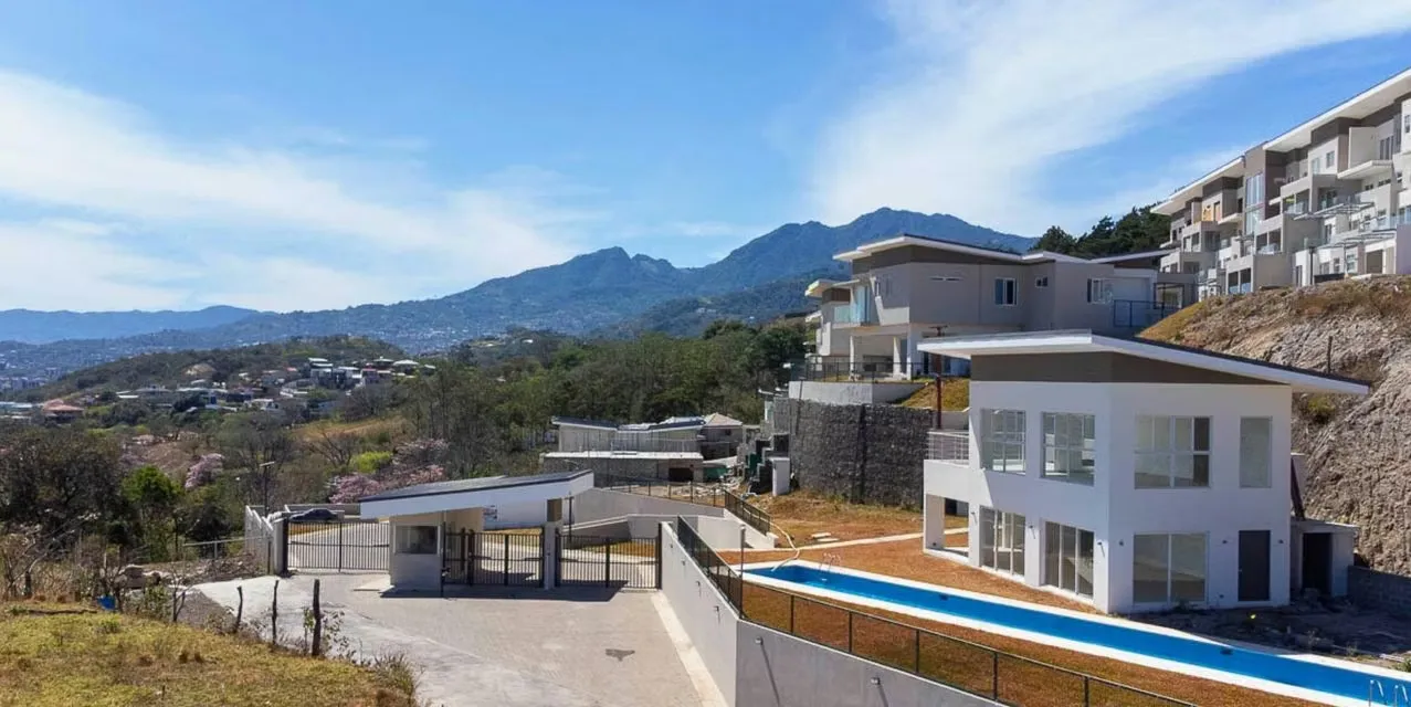 VENTA Casa Escazú Condo Lomas Guachipelín, photo 2