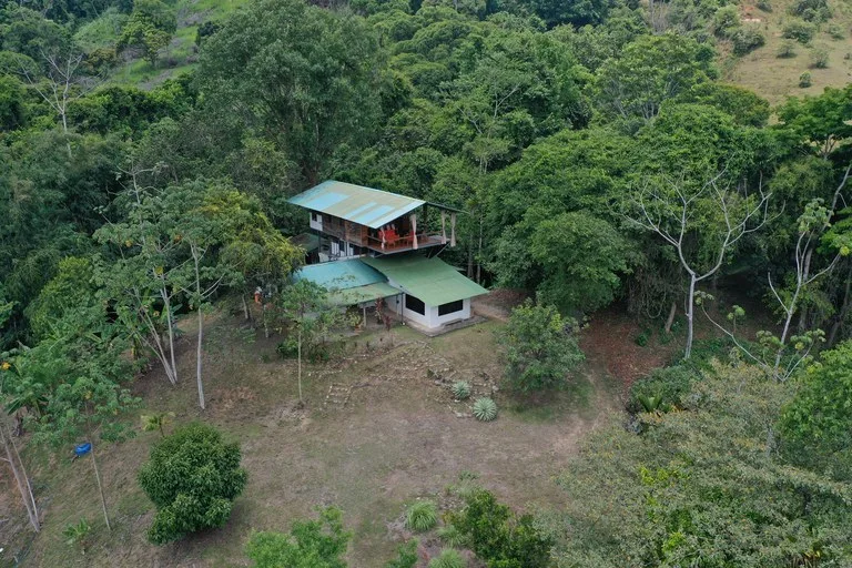 50 Acre Waterfall and River Paradise Above Dominical, photo 2