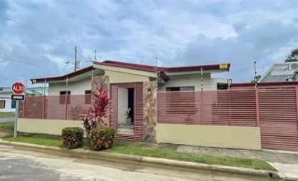 Llanuras House For Sale
