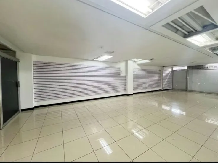 ¡Lleve su negocio al corazón de San José! Se alquila excelente local comercial estratégicamente ubicado sobre Paseo Colón. Ideal para comercio, showroom u oficinas ..., photo 3