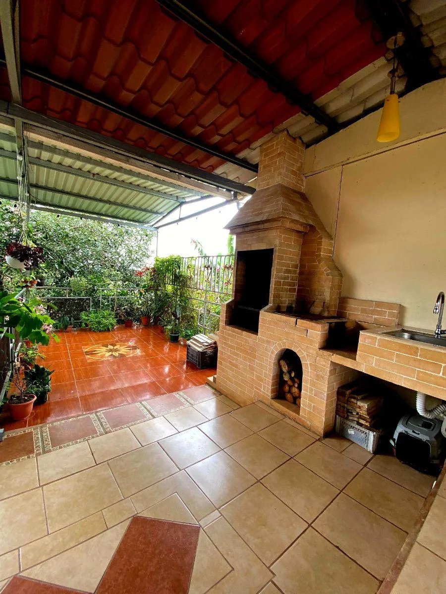 HERMOSA CASA EN VENTA UBICADA EN EL CENTRO DE PEREZ ZELEDON - Venta en Perez Zeledón, photo 11