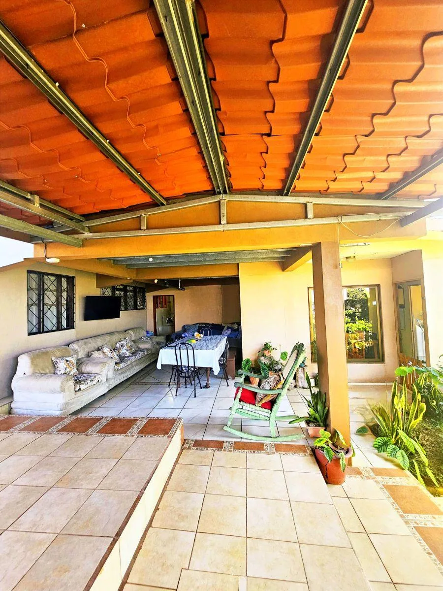 HERMOSA CASA EN VENTA UBICADA EN EL CENTRO DE PEREZ ZELEDON - Venta en Perez Zeledón, photo 8