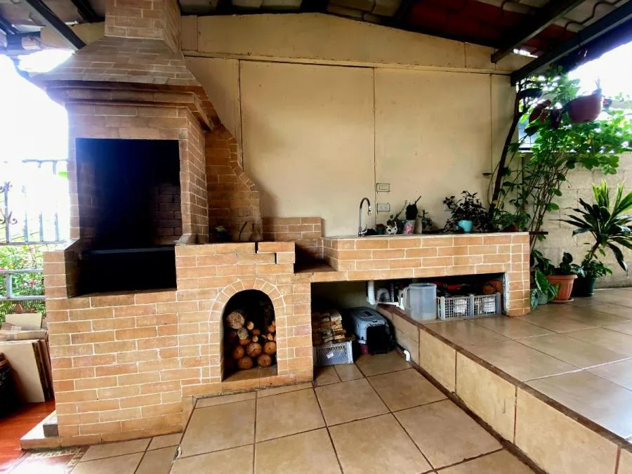 HERMOSA CASA EN VENTA UBICADA EN EL CENTRO DE PEREZ ZELEDON - Venta en Perez Zeledón, photo 10