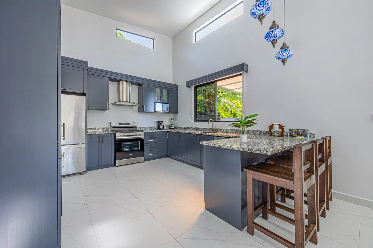 CASA SERENITY: ELEGANT TROPICAL RETREAT STEPS FROM UVITA BEACH, IN BAHIA BALLENA – 0.12 ACRES, photo 17