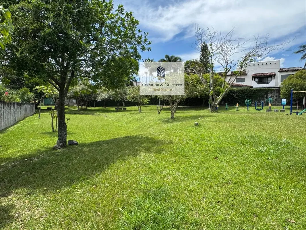 Amplio apartamento de 2 niveles ubicado en una exclusiva residencia con seguridad 24/7 y amplias áreas verdes. El apartamento ofrece:, photo 10