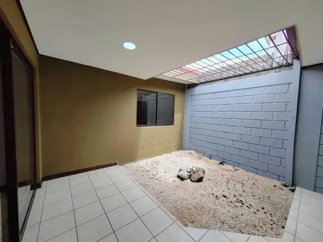 Disfrute de la comodidad y tranquilidad que ofrece esta hermosa casa de una sola planta, ubicada en un residencial con ..., photo 12