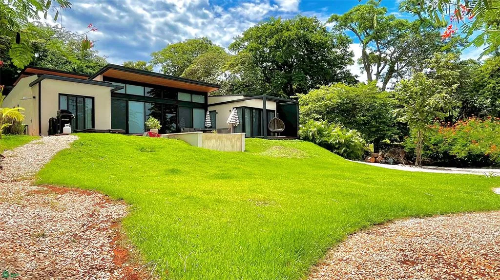 Espectacular residencia de 4 dormitorios en Las Ventanas de Playa Grande, Guanacaste, Costa Rica