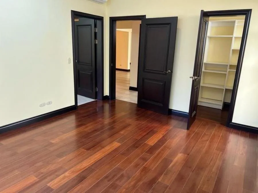 Venta de Casa en Pozos, Santa Ana. - Venta en Santa Ana, photo 6