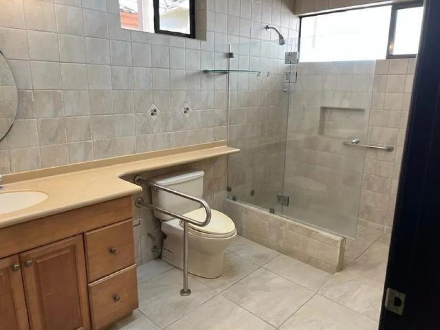 Venta de Casa en Pozos, Santa Ana. - Venta en Santa Ana, photo 7