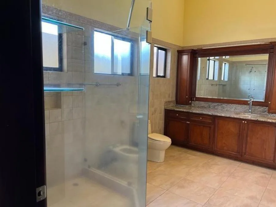 Venta de Casa en Pozos, Santa Ana. - Venta en Santa Ana, photo 8