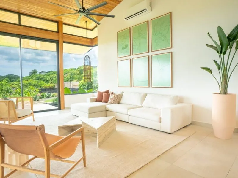 4 Bed Single Family Homes For Sale in Playa Grande, photo 4