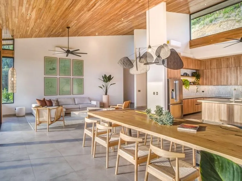 4 Bed Single Family Homes For Sale in Playa Grande, photo 6