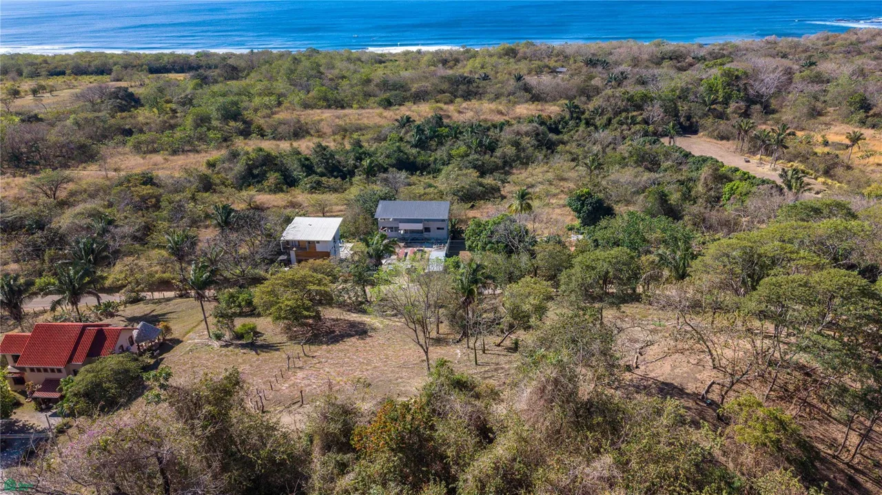 Lote privilegiado con vista al mar: La Reserva, a pasos de la playa y el surf