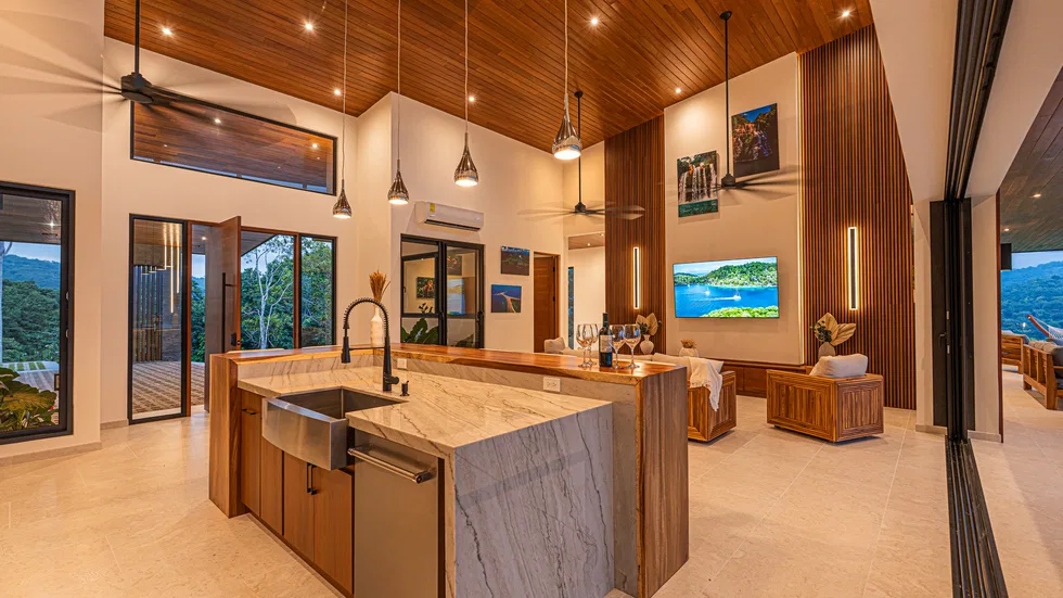 LUXURIOUS 3-BEDROOM HOME WITH WATERFALL VIEW NEAR DOMINICAL BEACH – 2.5 ACRES, photo 14