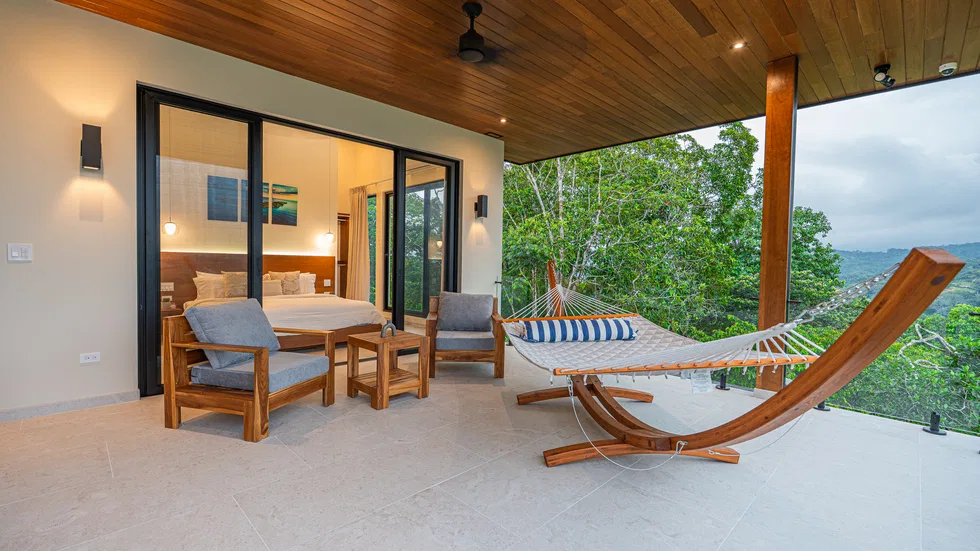 LUXURIOUS 3-BEDROOM HOME WITH WATERFALL VIEW NEAR DOMINICAL BEACH – 2.5 ACRES, photo 7