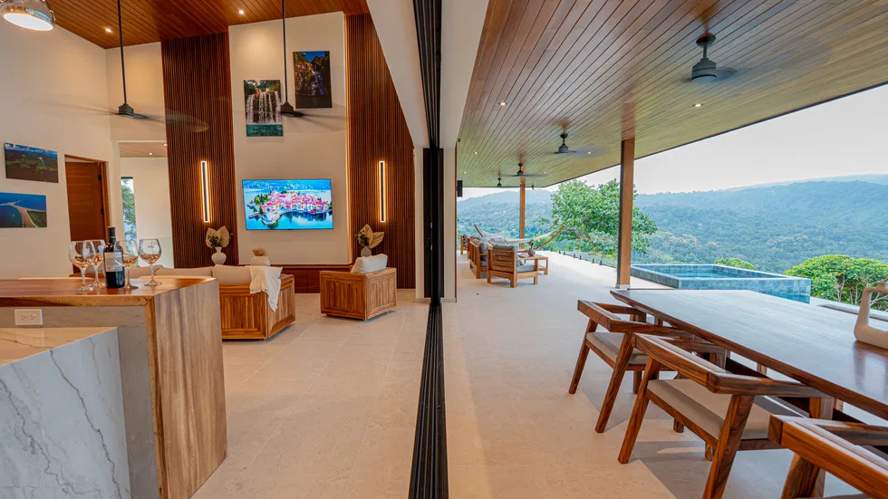 LUXURIOUS 3-BEDROOM HOME WITH WATERFALL VIEW NEAR DOMINICAL BEACH – 2.5 ACRES, photo 9