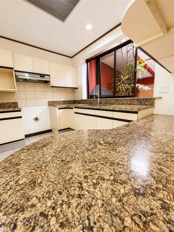 Casa de Una Planta en Venta – Sabana Sur.
