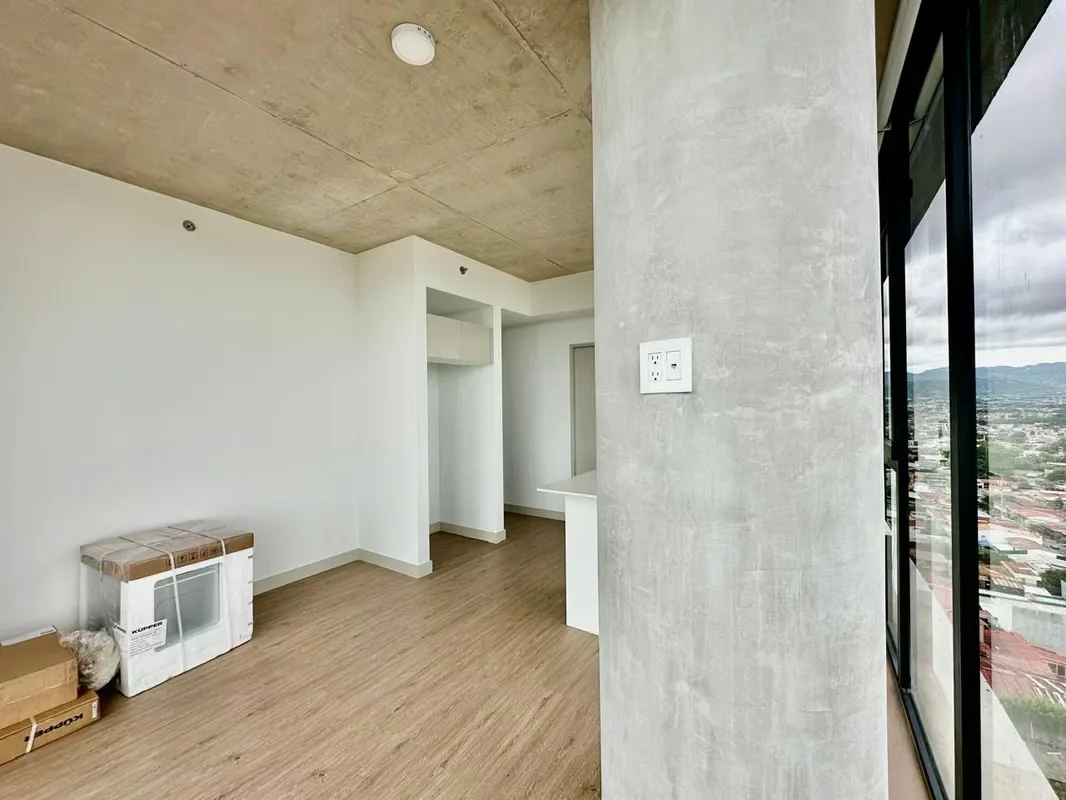 Una oportunidad única para vivir en una de las torres más imponente y con mayor personalidad de Escalante., photo 6