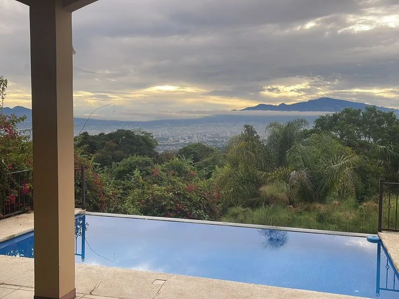3 Bed Single Family Homes To Rent in Escazu
