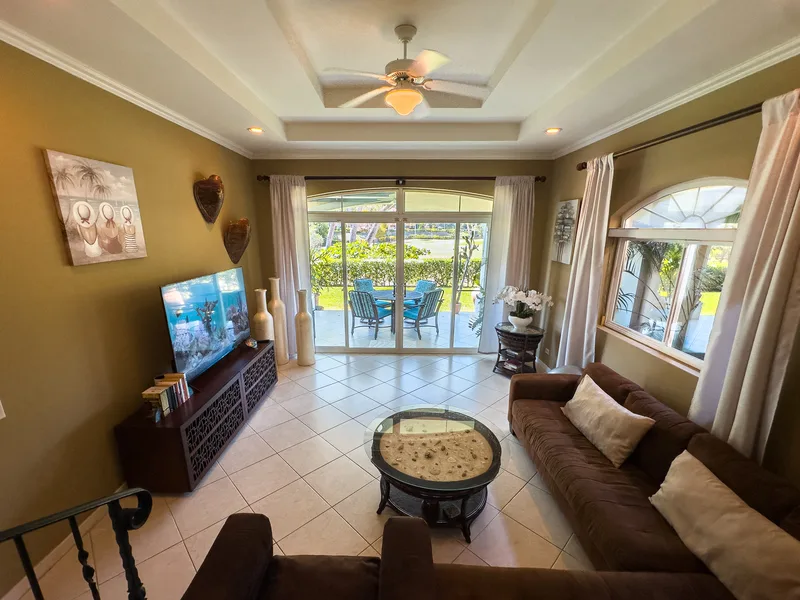2 Bed Condo For Sale in Herradura, photo 2