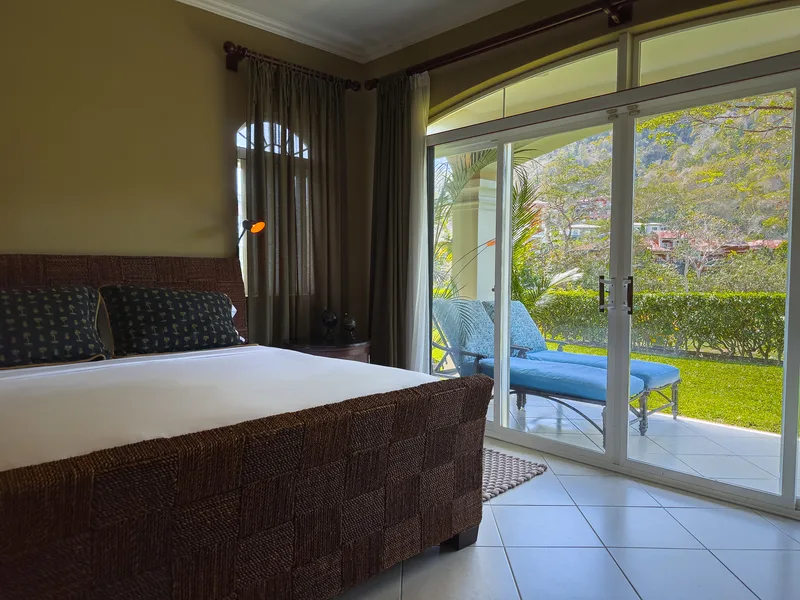 2 Bed Condo For Sale in Herradura, photo 15