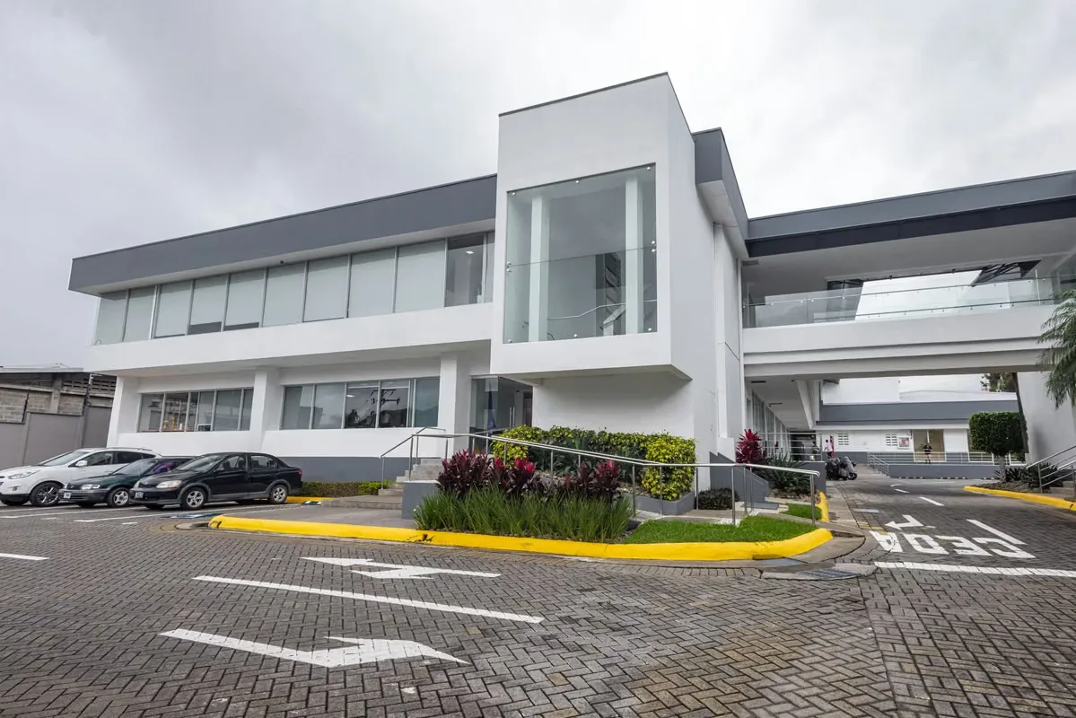 Neighbor of the Oficentro La Virgen, the Mediterranean Oficentro enjoys the same strategic location located in Pavas, Costa Rica. It offers easy access to the main roads and is ..., photo 9