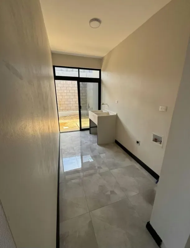 This is your opportunity to buy new house in default, hand key with a modern fine finished design, concrete construction, located in a quiet and secure area in San Pedro de Barba ..., photo 11