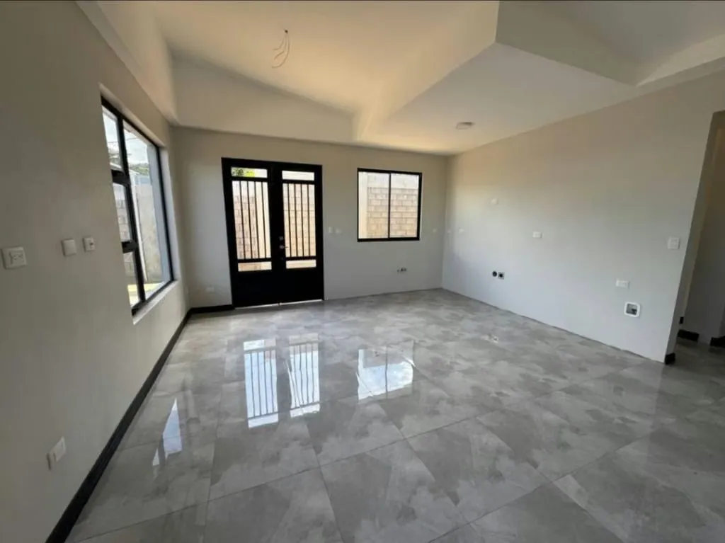 This is your opportunity to buy new house in default, hand key with a modern fine finished design, concrete construction, located in a quiet and secure area in San Pedro de Barba ..., photo 6