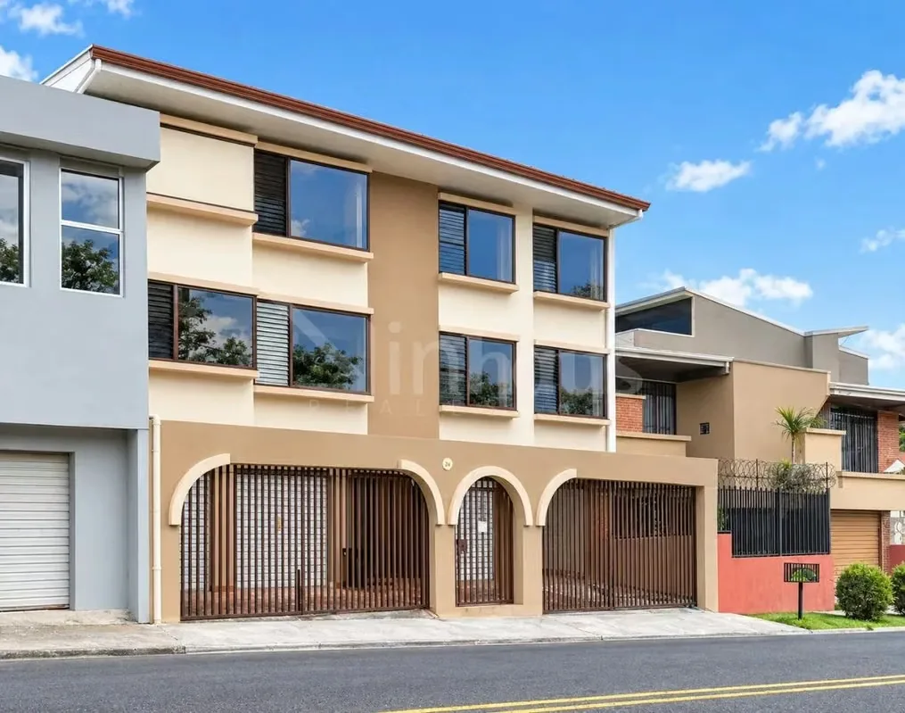 Excellent opportunity to locate your company or office in El Prado de Curridabat, a highly central area, accessible and with great commercial presence in the east of the city. This ...