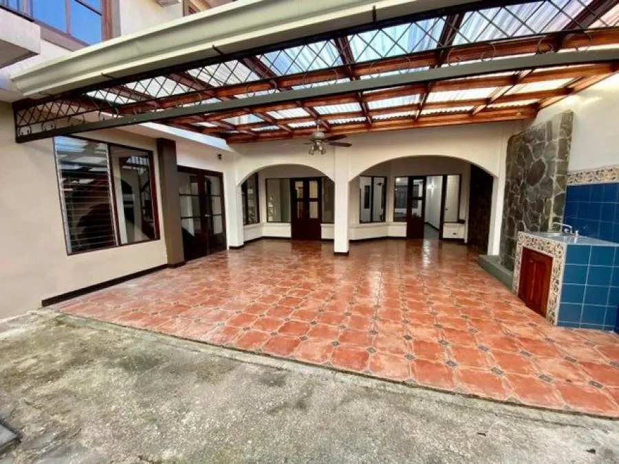 Casa independiente con cinco habitaciones en Freses RAH 231647 - Venta en Curridabat, photo 14