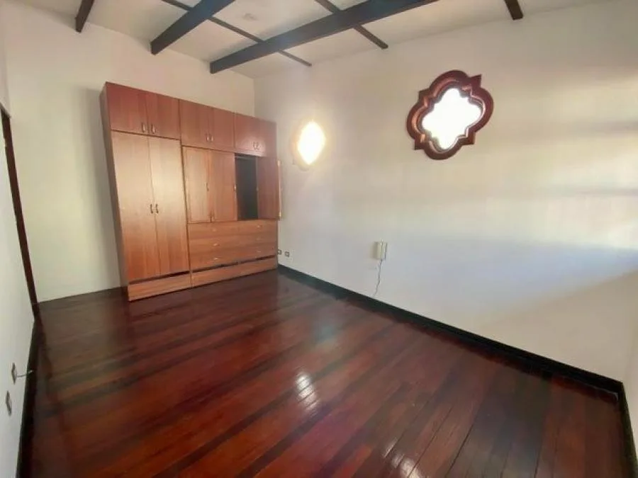 Casa independiente con cinco habitaciones en Freses RAH 231647 - Venta en Curridabat, photo 3