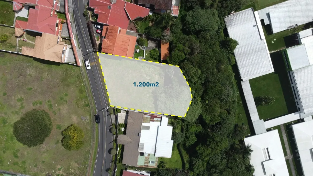 Terreno de uso mixto con 1211 metros cuadrados, ideal para proyectos de desarrollo comercial o habitacional en el distrito de Sánchez, Curridabat. La propiedad dispone de un frente de ..., photo 10