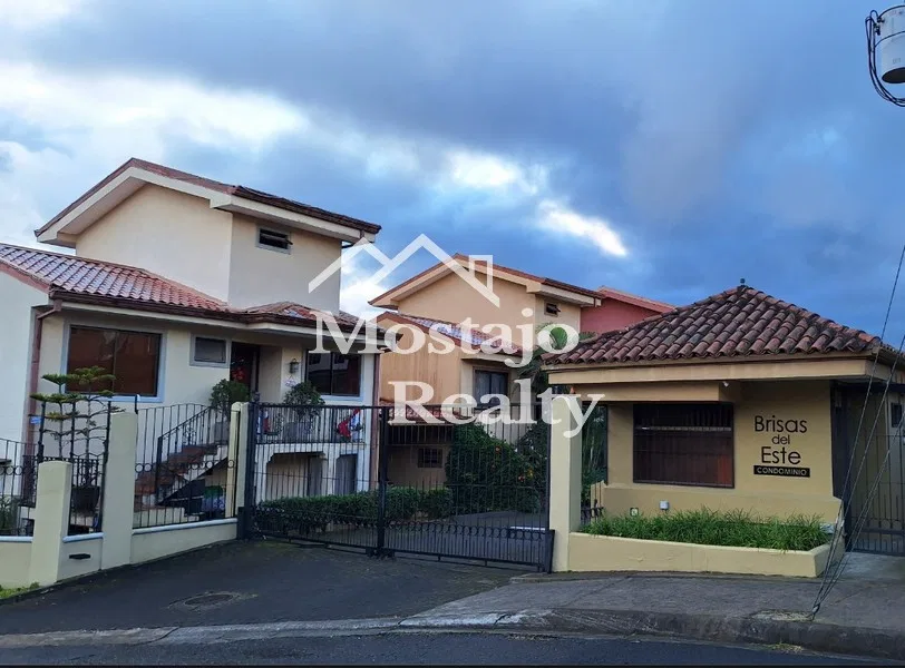 Venta de casa, Condominio Brisas del Este, San Rafael, Montes de Oca, Remate Bancario, photo 2