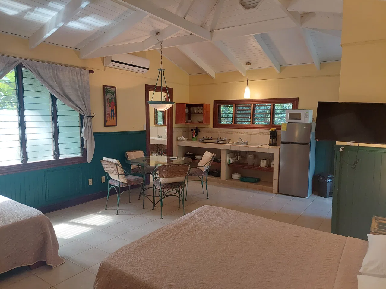 Ocean front Guesthouse for sale turnkey business, photo 10