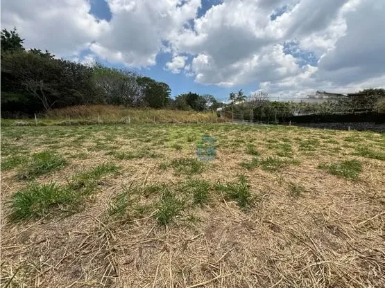 Lot for sale in a residential development in Pozos de Santa Ana, Guachipelin