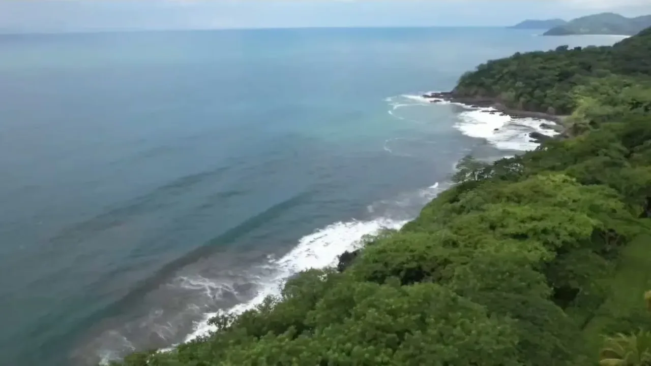 Location: This stunning property is located in the beautiful Guanacaste region of Costa Rica, with direct and exclusive access to a dream beach., photo 6