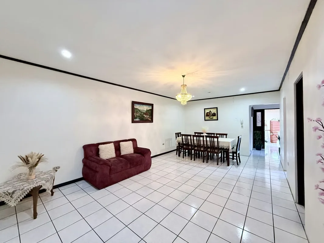 A spacious and inviting corner home offering privacy, functionality, and an excellent location within a peaceful, well-established residential community., photo 9
