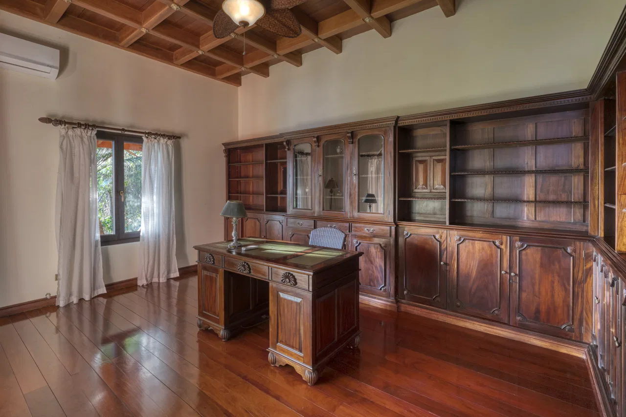 4 BEDROOM EUROPEAN STYLE HOME WITH STUNNING OCEAN VIEWS – 6.27 ACRES, photo 14