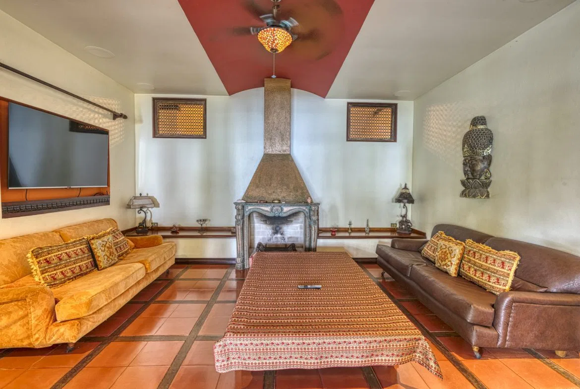 4 BEDROOM EUROPEAN STYLE HOME WITH STUNNING OCEAN VIEWS – 6.27 ACRES, photo 9