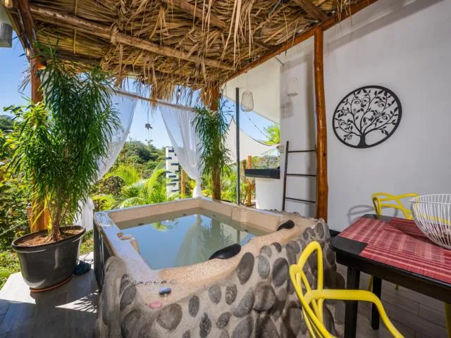 Casablanca – 2 Homes in a Private Resort, Playa Avellanas, photo 8