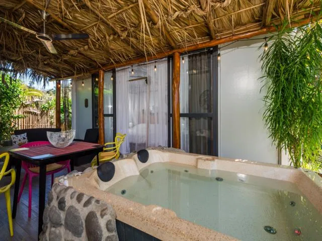 Casablanca – 2 Homes in a Private Resort, Playa Avellanas, photo 10