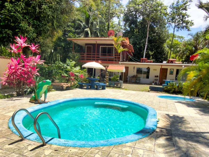 12 Bed Hotel / Leisure For Sale in Cahuita