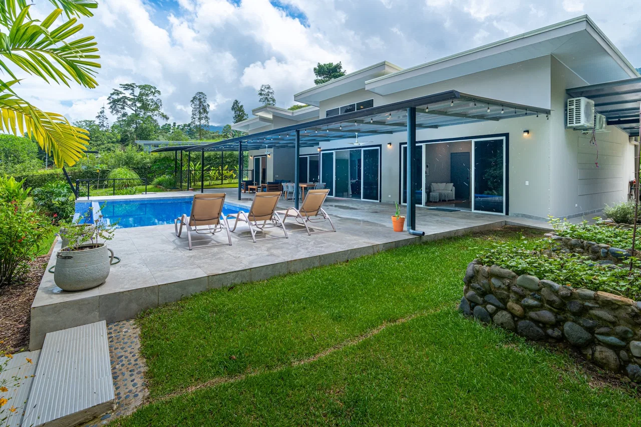 PROPERTY WITH THREE BEDROOM AND GARDEN, IN UVITA – 1.33 ACRES, photo 13